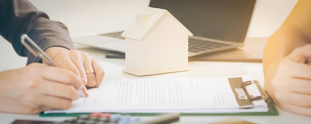 real estate agent job outlook