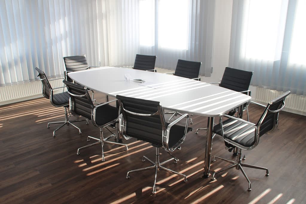 how to start a brokerage firm